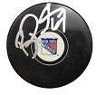 Беноа Пулио Подписа Официално хокей шайба Ню Йорк Рейнджърс, Едмънтън Ойлърс Бруинс, JSA - за Миене на НХЛ с автограф