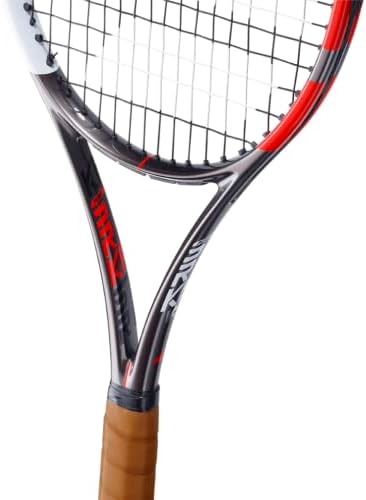 Тенис ракета Babolat Pure Strike VS с 16 гр бяла нишка Babolat Syn Gut със средно напрежение