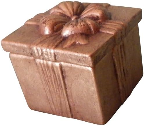 Квадратна горната кутия с лък (3 x 3x 3,25)