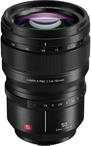 Обектив Panasonic 50mm f/1.4 LUMIX S PRO за Leica L, оборудван с комплект филтър Hoya NXT Plus 77mm UV + CPL, Комплект за почистване, Кърпа за почистване